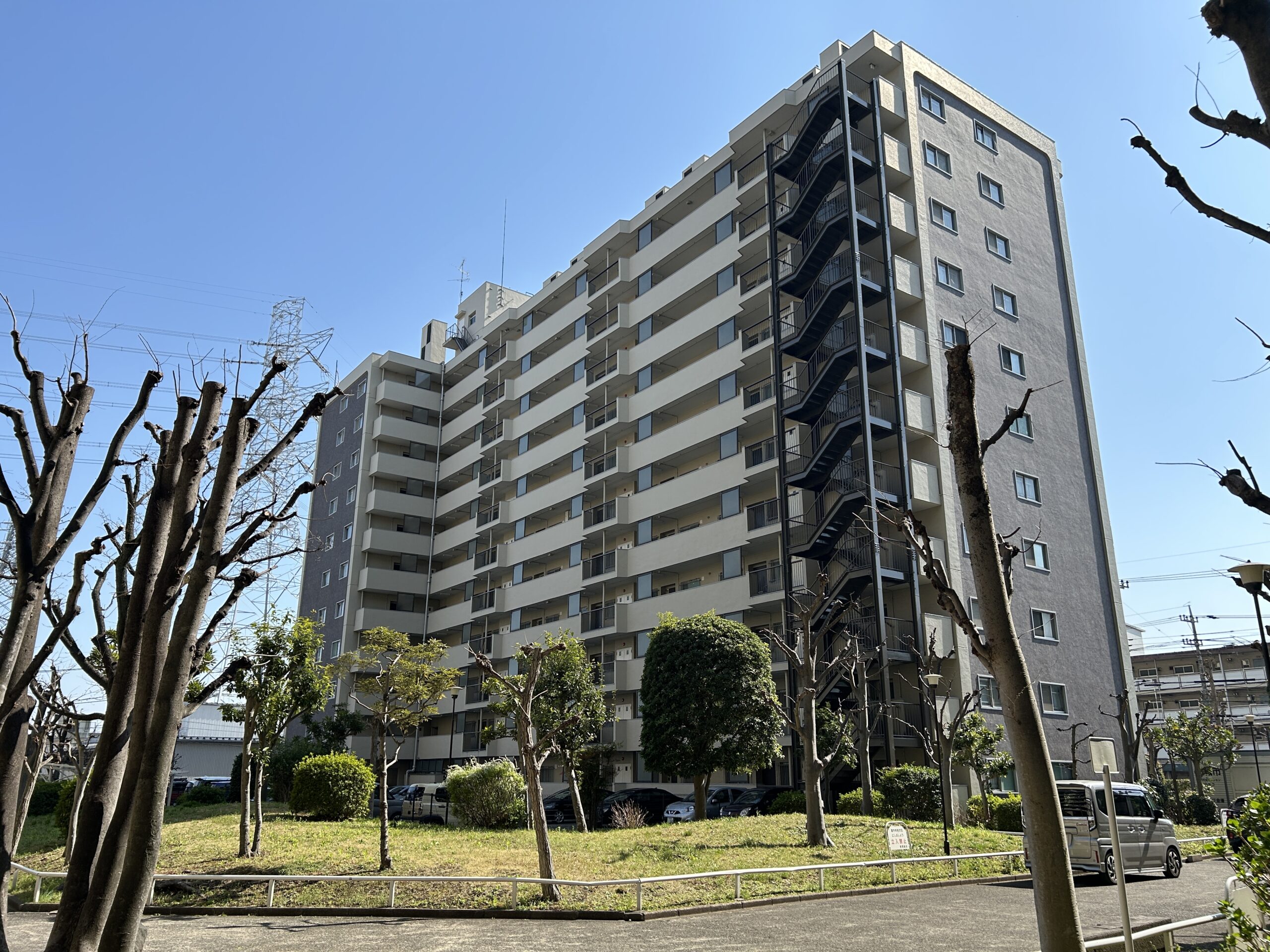多摩稲城マンションC棟（8階）